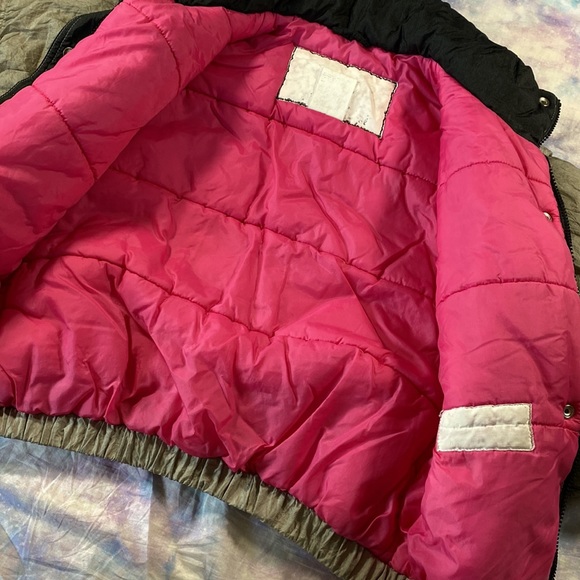 Pacific Trail • Silver 90s Kids Puffer with Removable Sleeves - Picture 7 of 12